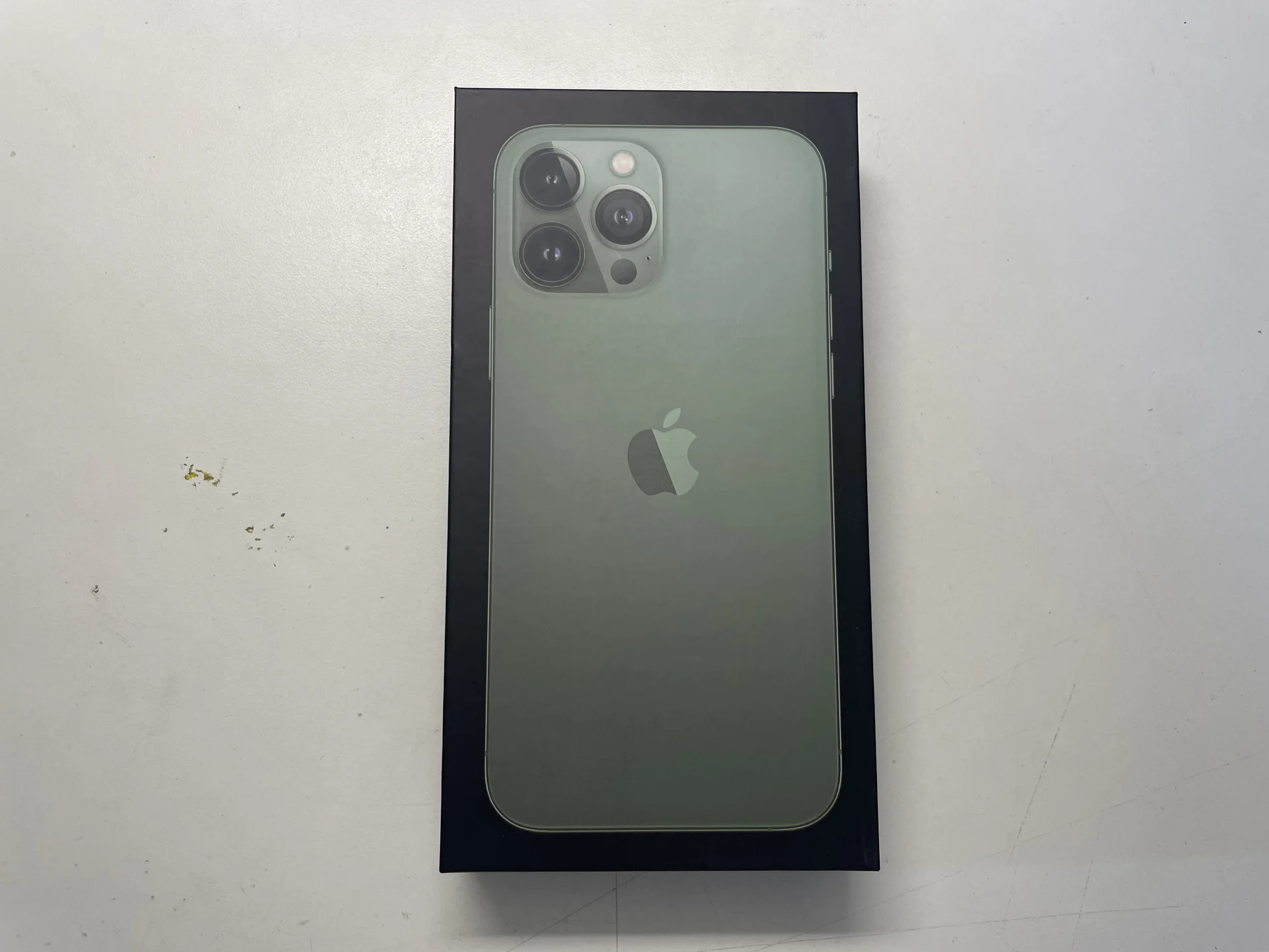 iPhone 13 pro 128 green, зеленый - изображение 1