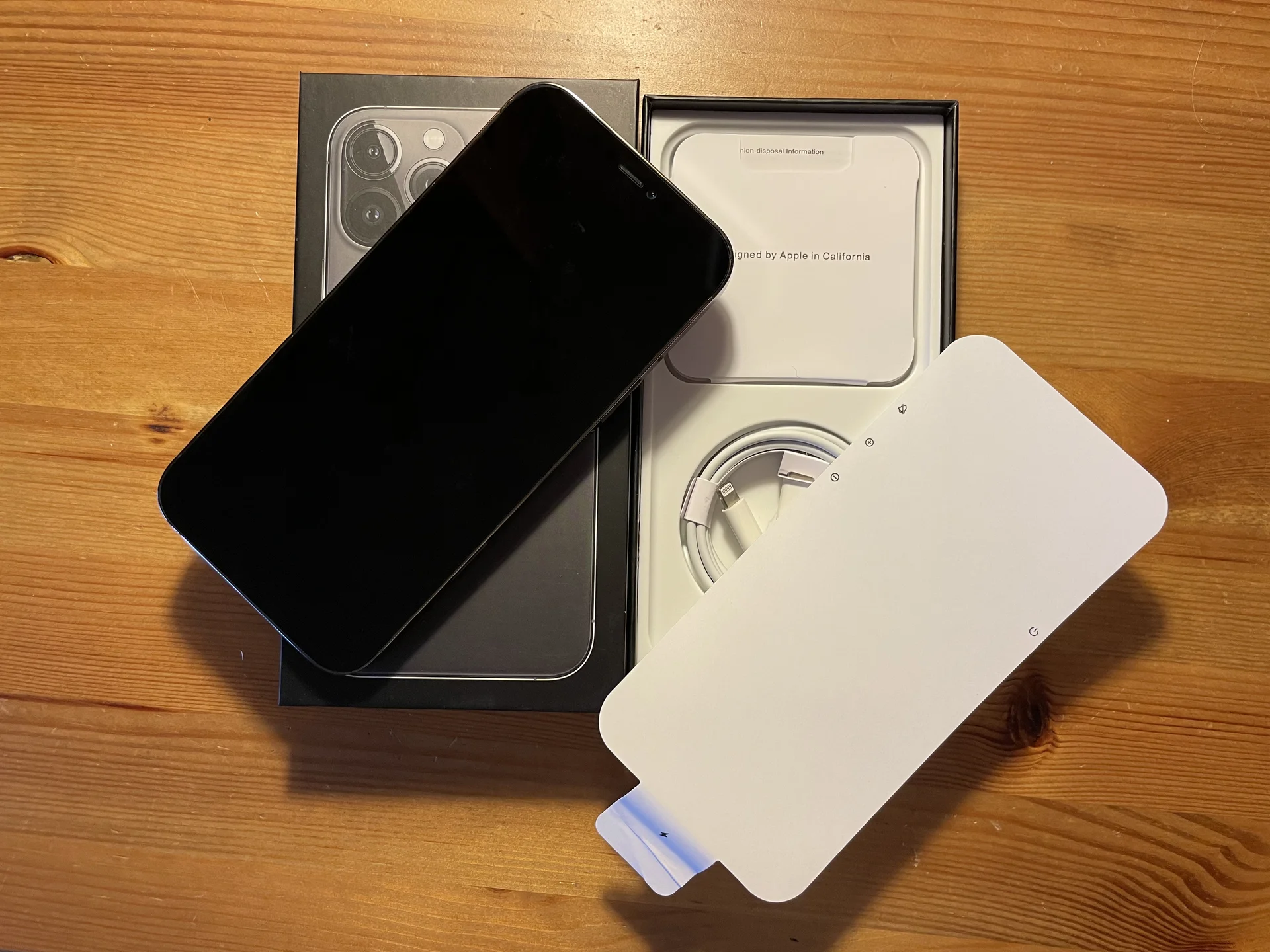 iPhone 13 pro 256 graphite, черный - миниатюра 6