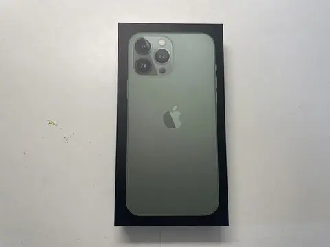 iPhone 13 pro 256 green, зеленый