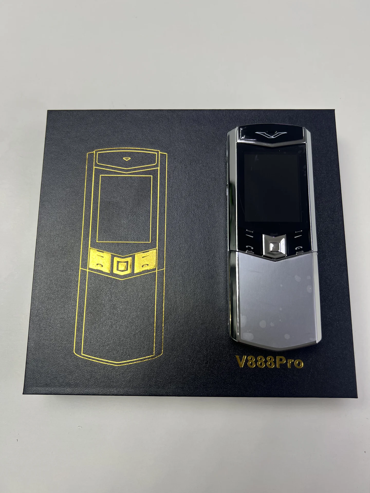 vertu v888pro - миниатюра 7