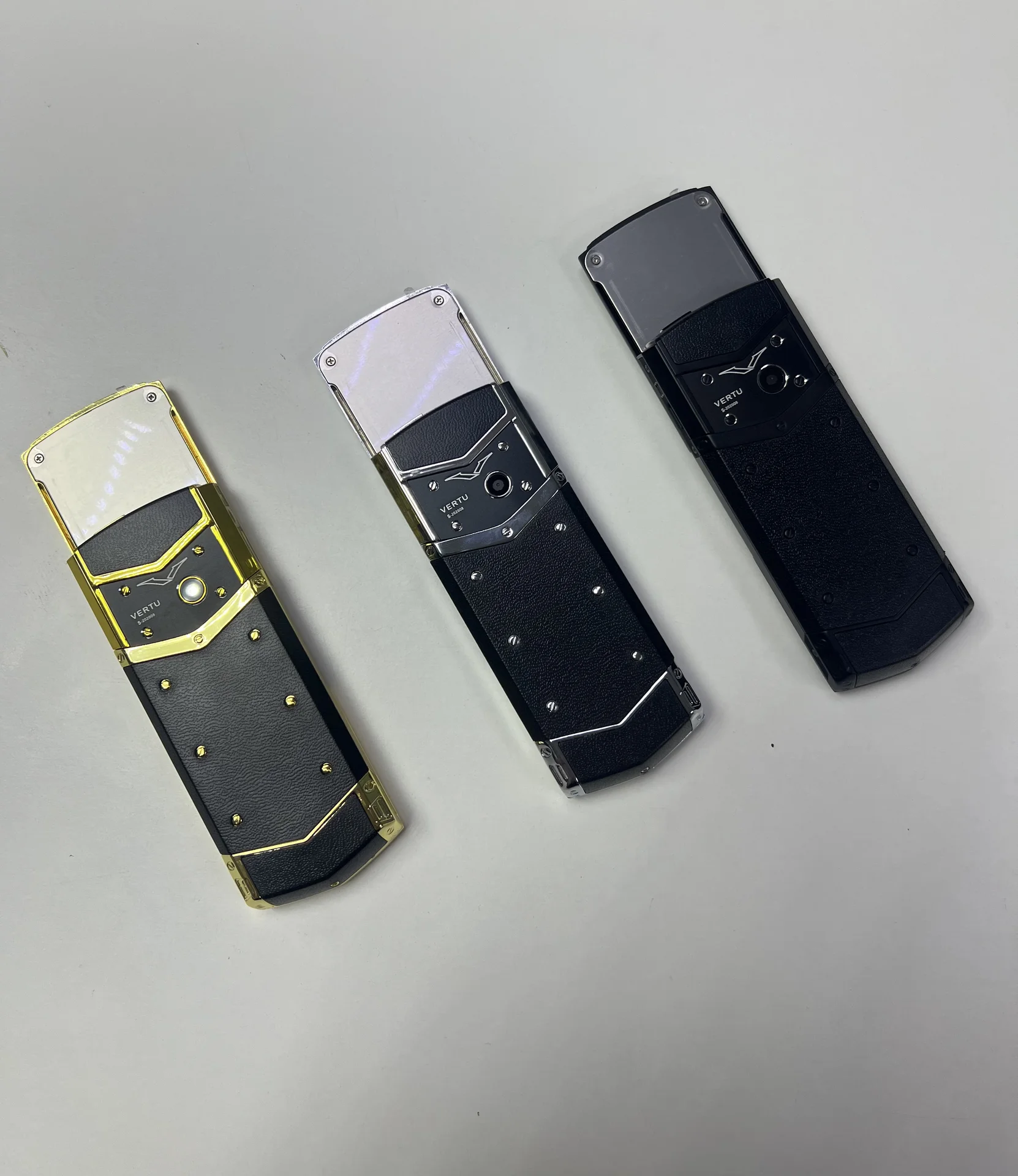vertu v888pro - миниатюра 10