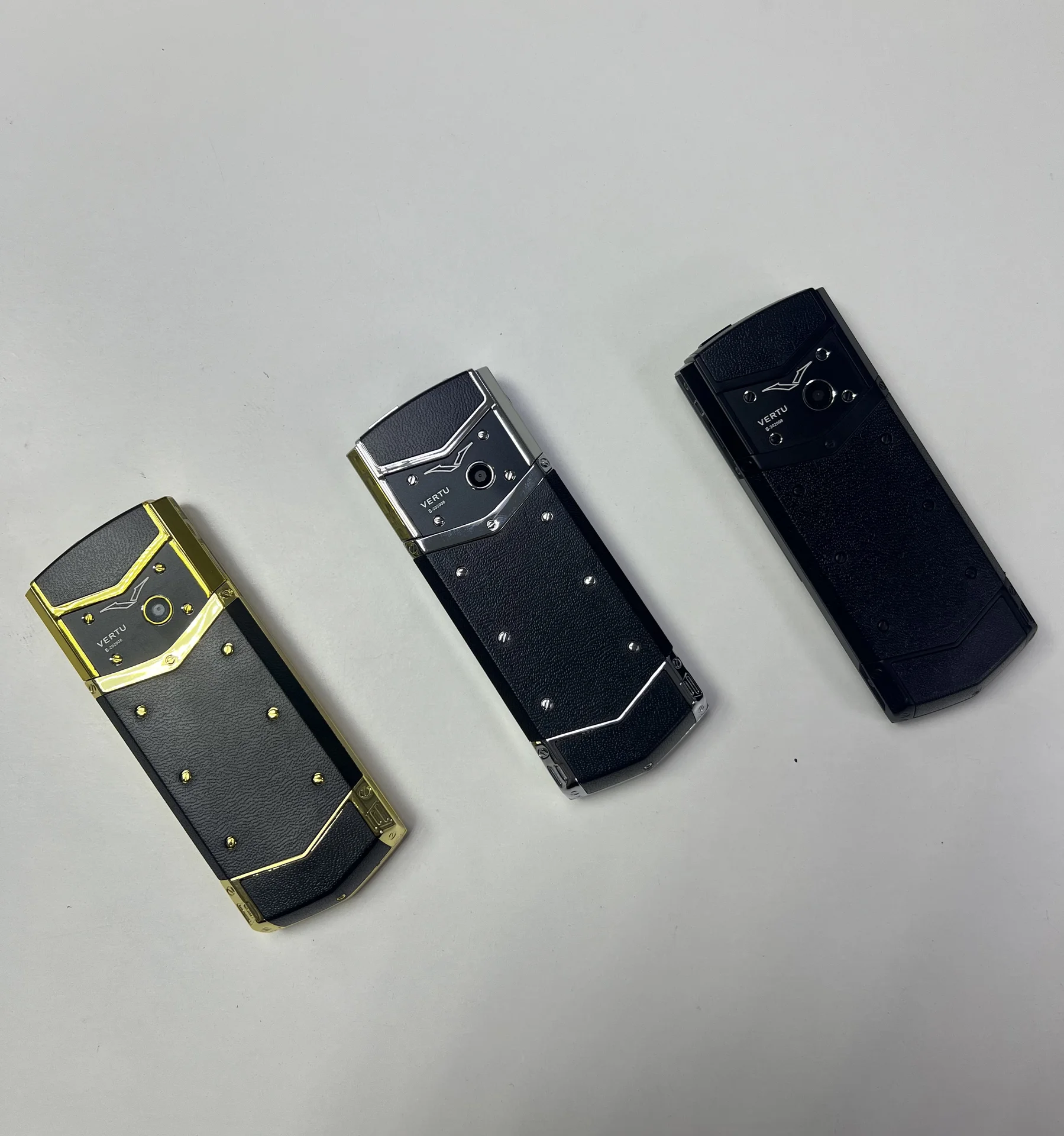 vertu v888pro - миниатюра 12
