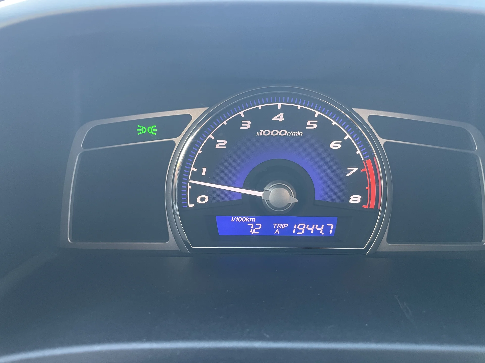 Honda civic 4d - миниатюра 13