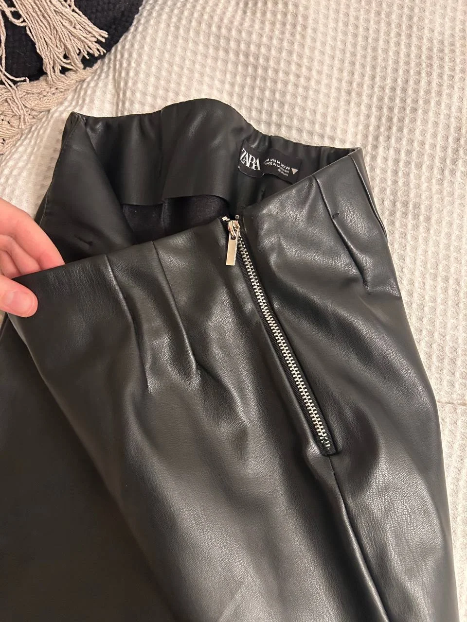 Брюки леггинсы кожаные zara - миниатюра 3