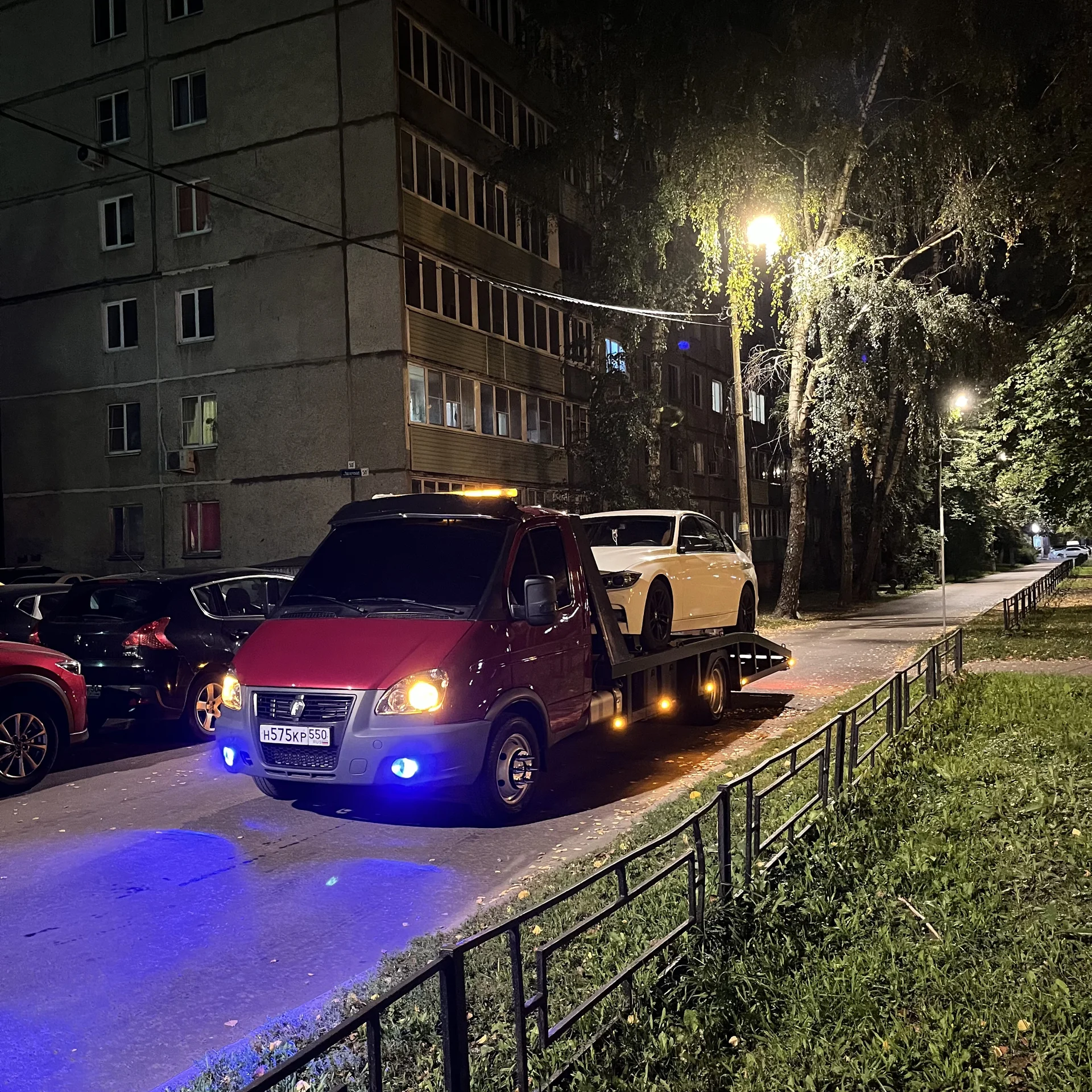Услуги эвакуатора круглосуточно 24/7 - миниатюра 5