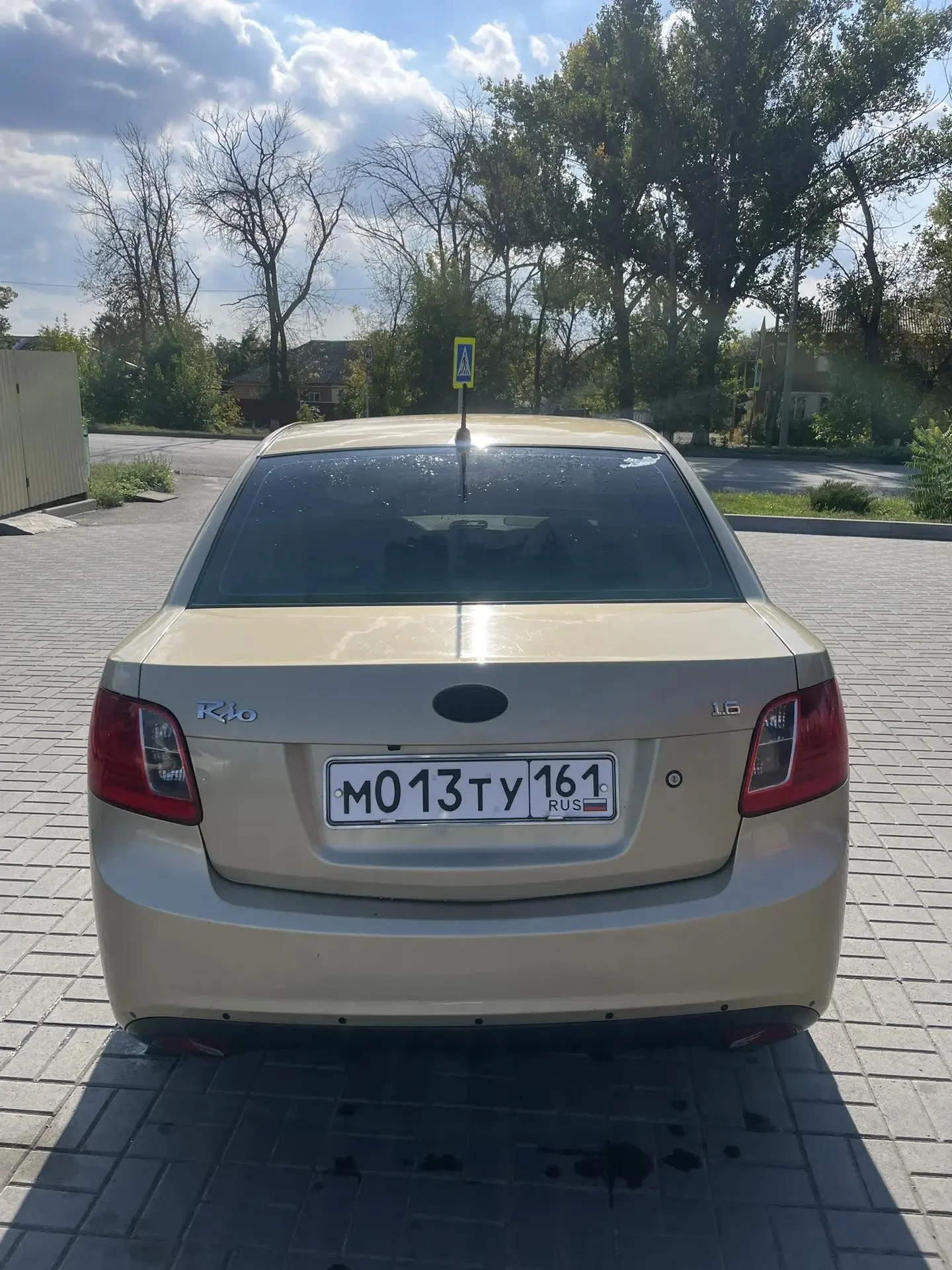 Kia rio 2010 - миниатюра 7