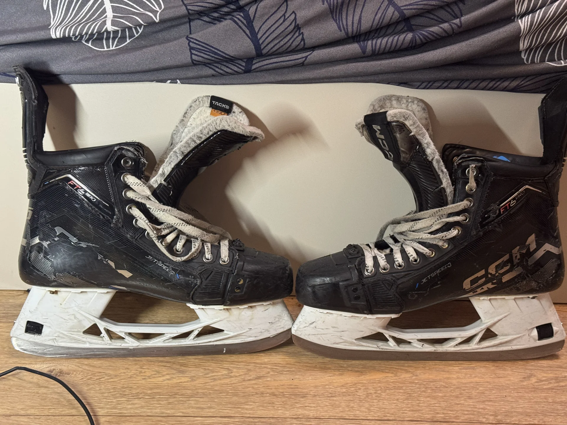 коньки хоккейные ccm jetspeed ft 6 pro - миниатюра 3