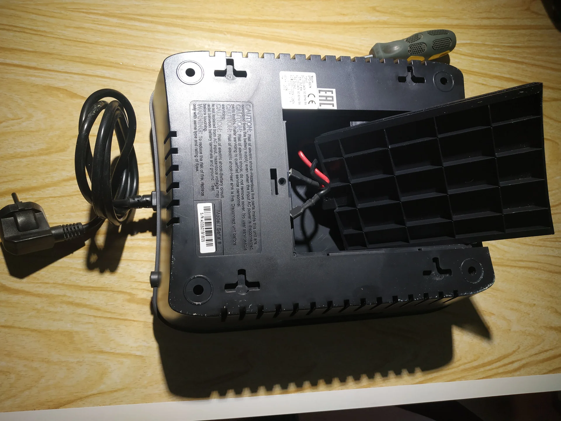 Ибп Powercom Spider SPD-650N Бесперебойник - миниатюра 2