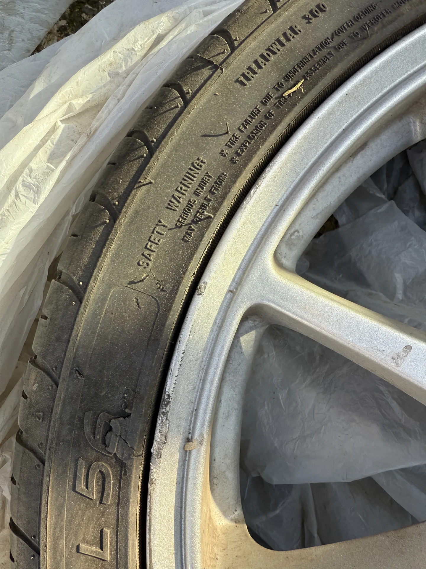 ilink l-zeal56 215/40R17 с дисками - миниатюра 3
