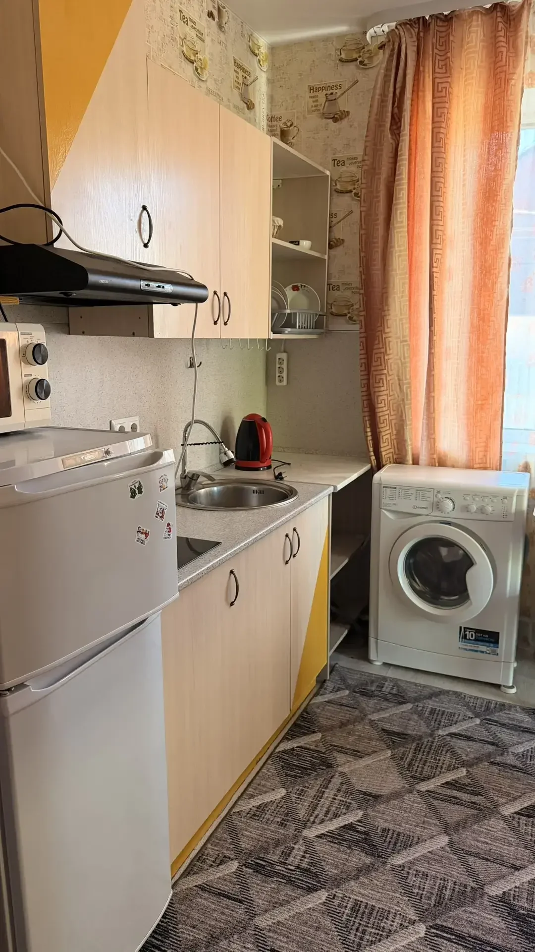 Квартира-студия 20 кв на 3 этаже - миниатюра 3