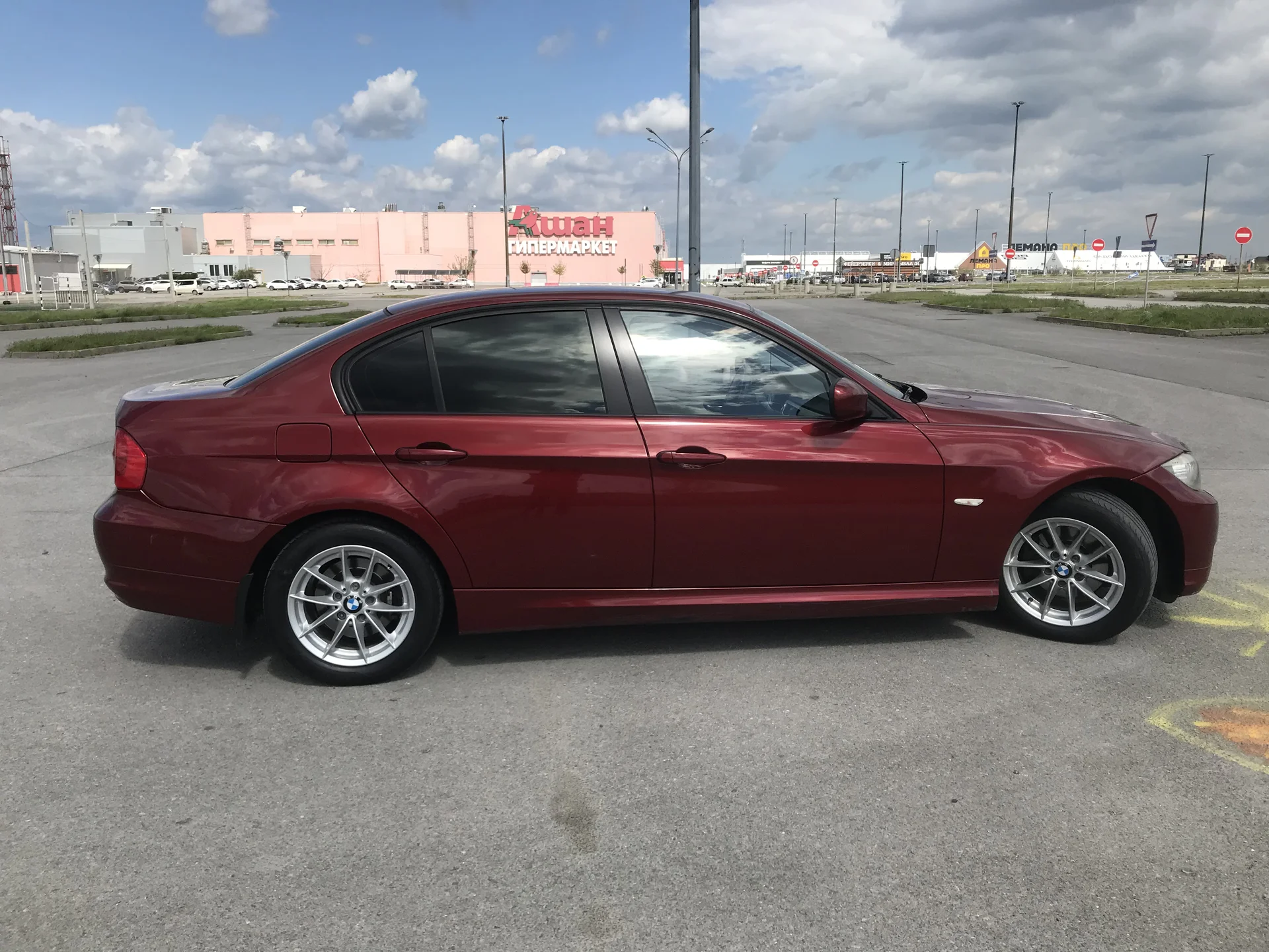 BMW 3 - E90 2011г - миниатюра 6