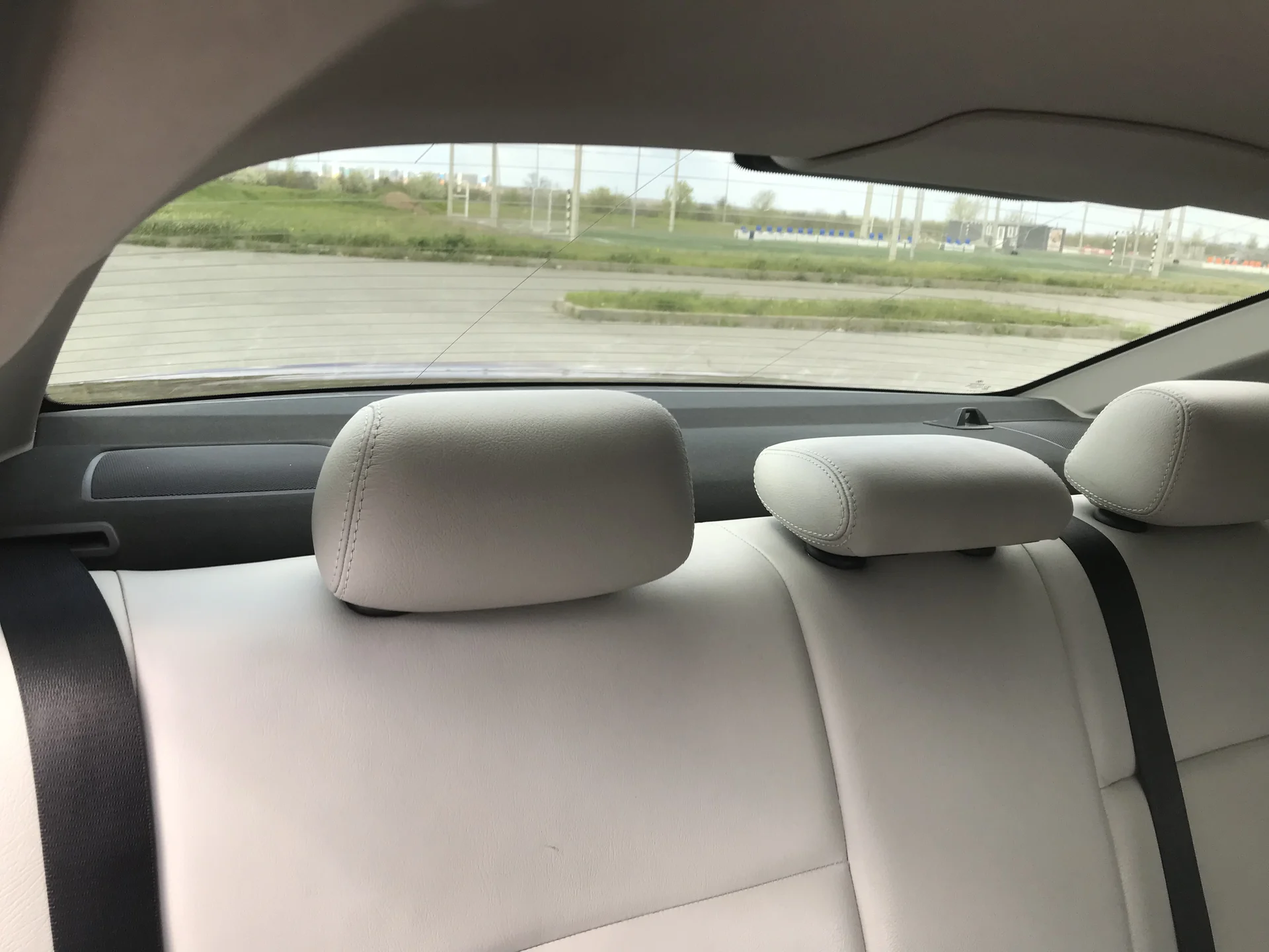 BMW 3 - E90 2011г - миниатюра 13