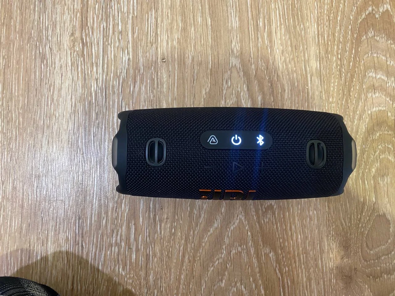 Колонка JBL charge 6 - миниатюра 3