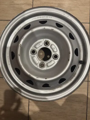 Штампованные диски Toyota 5j×R14 4×100