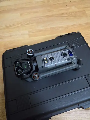 Квадрокоптер dji mavic 3 pro