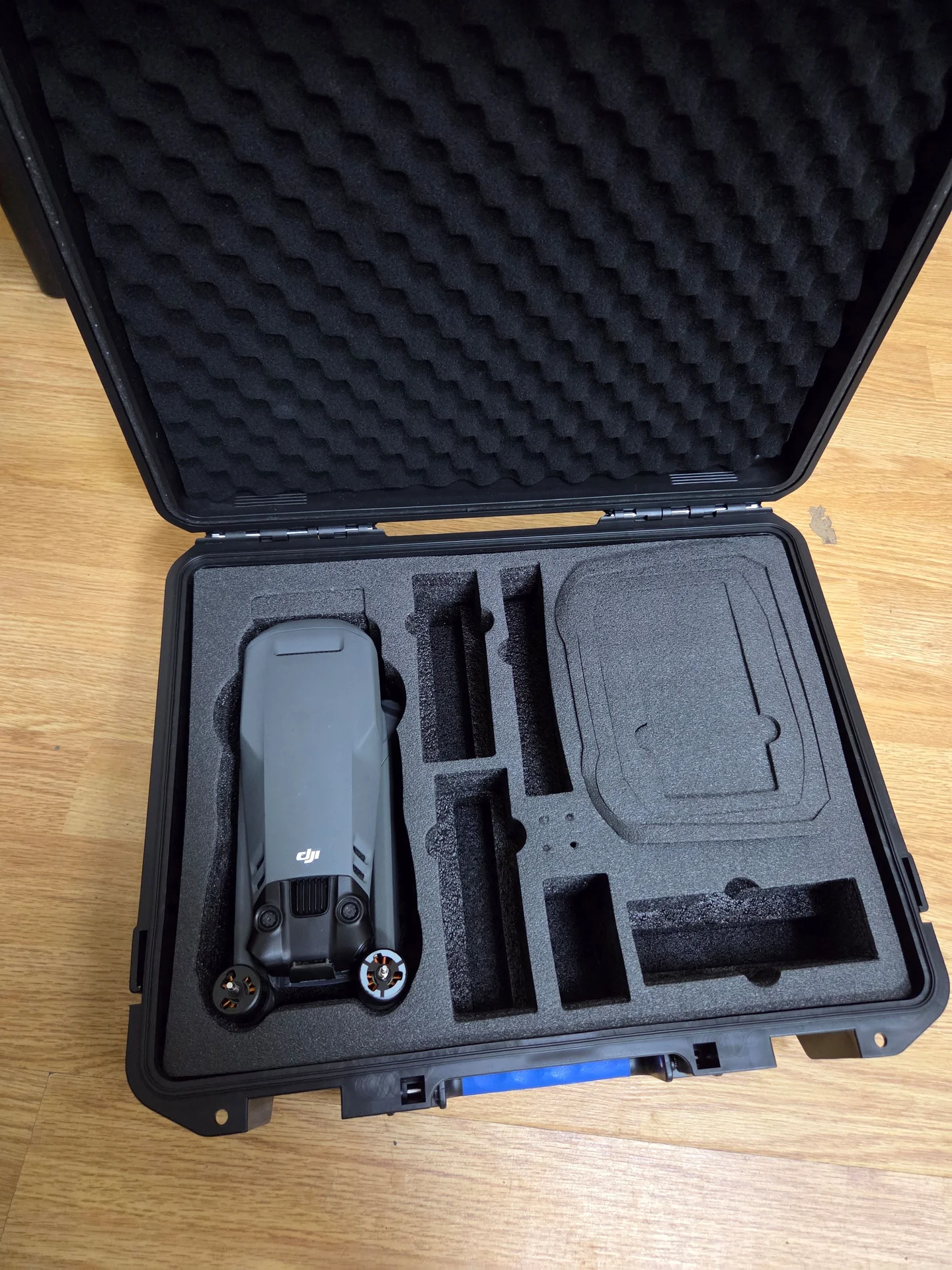 Квадрокоптер dji mavic 3 pro - миниатюра 6
