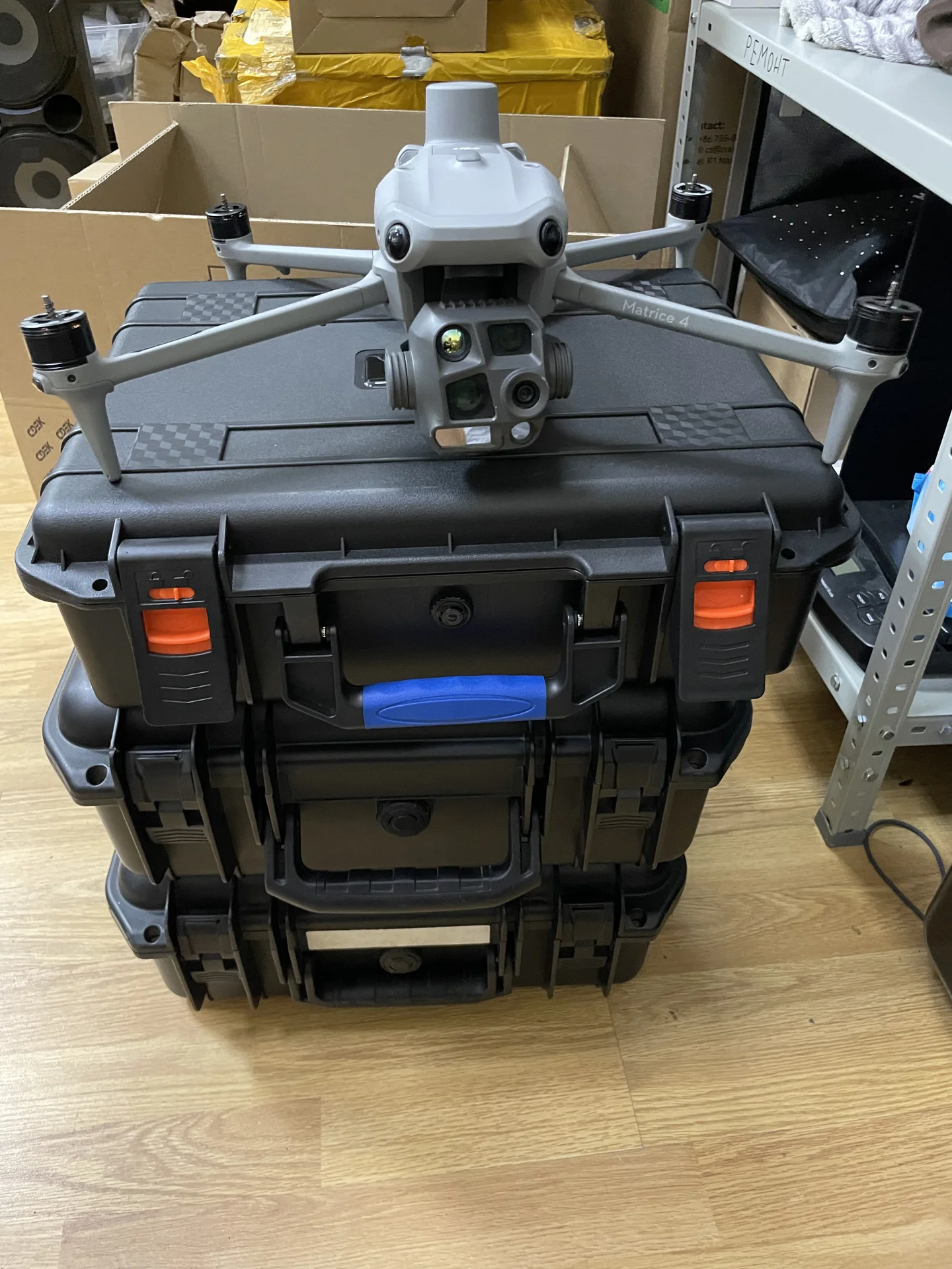 квадрокоптер dji matrice 4T тушка - миниатюра 2