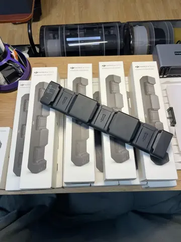 DJI зарядный хаб DJI Matrice 4