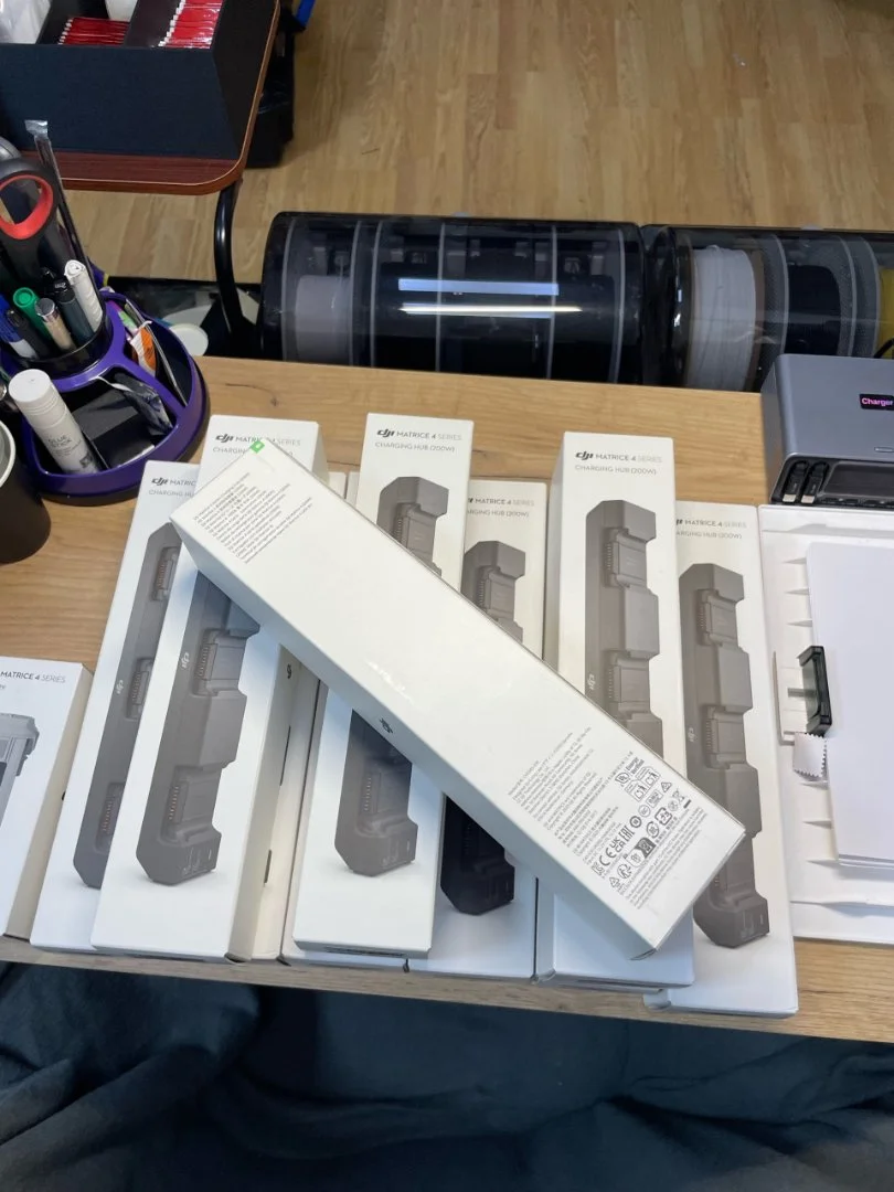 DJI зарядный хаб DJI Matrice 4 - миниатюра 3