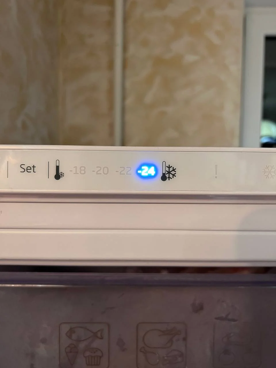 Морозильник Beko fnkw 290T21 W б/у - миниатюра 6