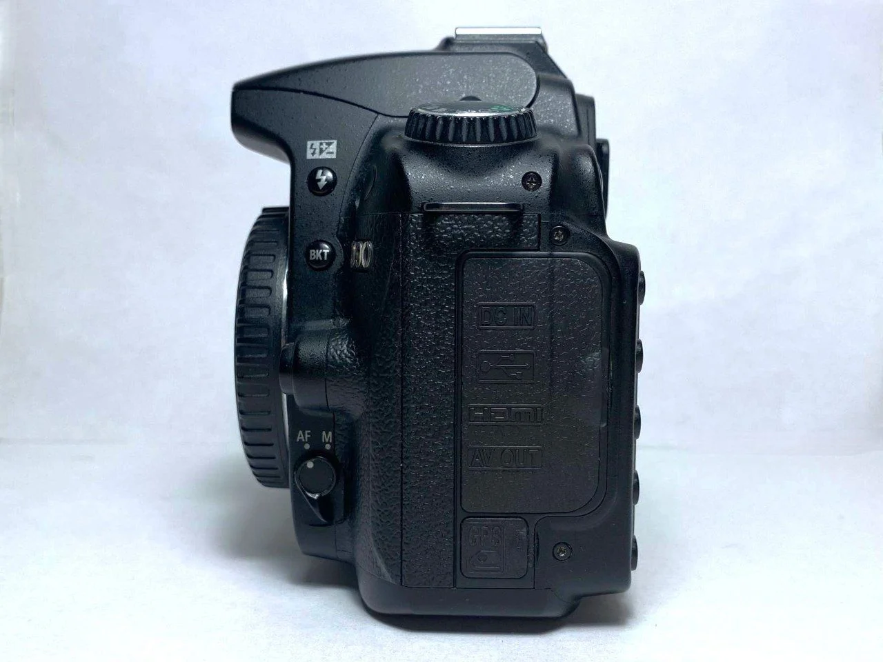 Nikon D90 + Nikon 18-135 mm + комплект - миниатюра 2