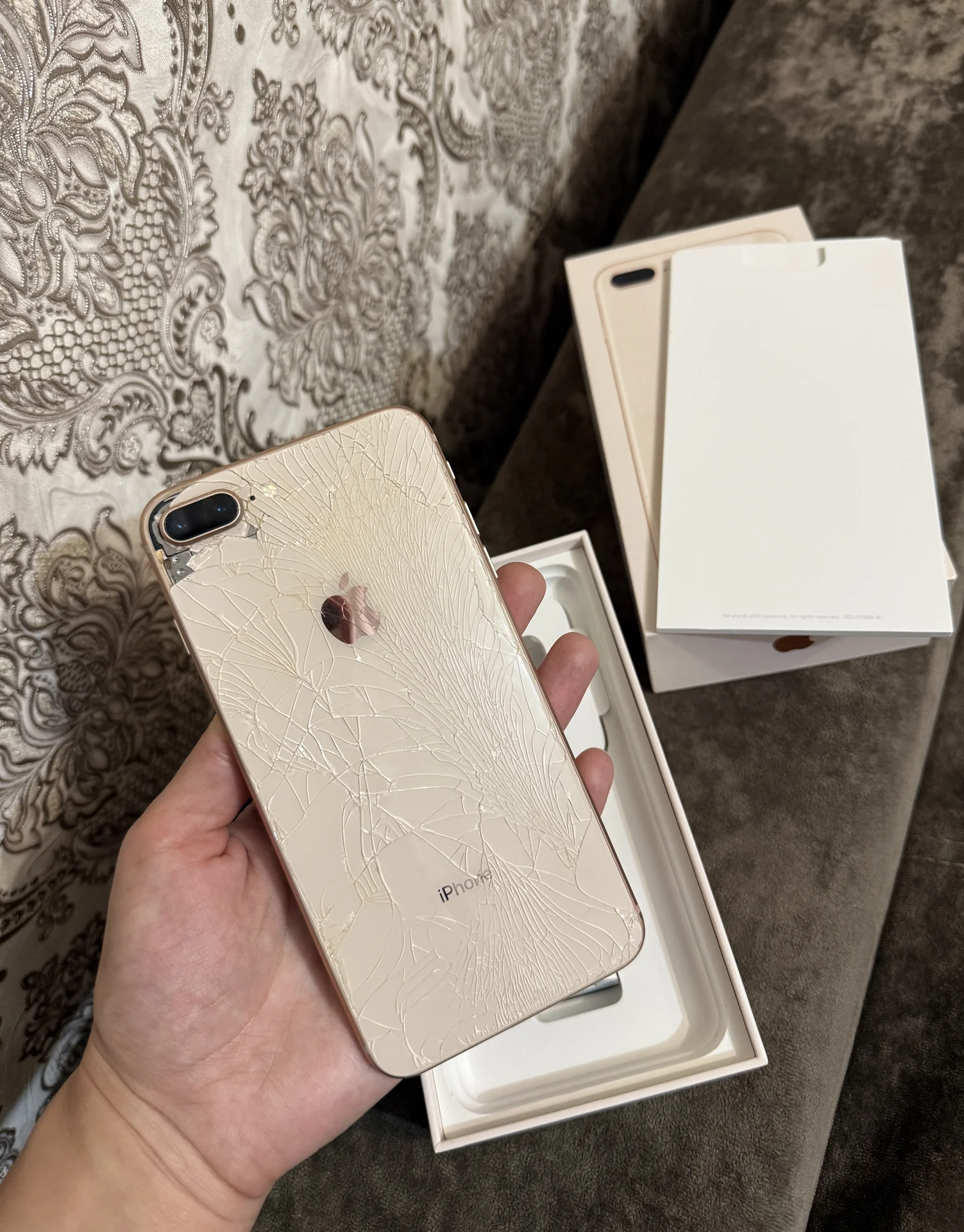 iphone 8 plus, 64gb, gold - миниатюра 9