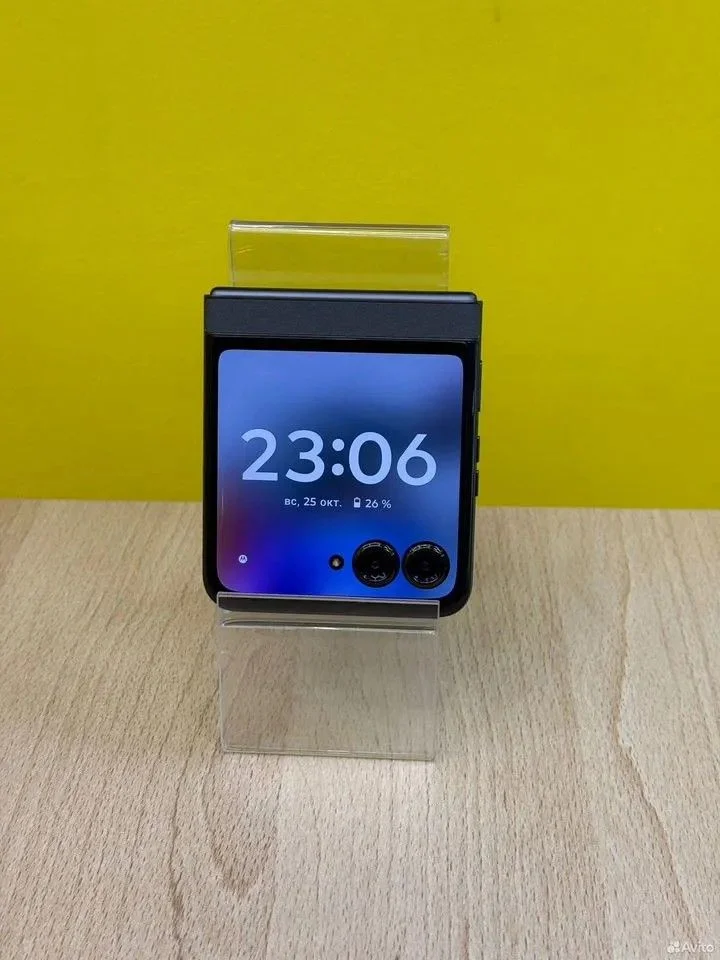 Motorola Razr 50s 8/256GB SIM + eSIM - миниатюра 2