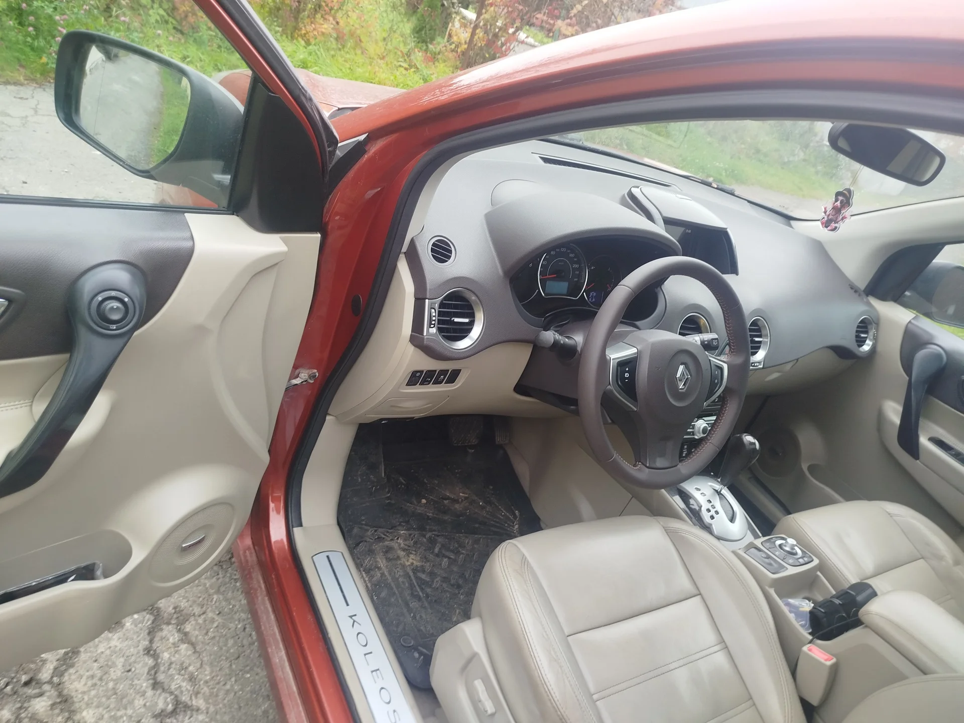 Renault Koleos 1 рестайлинг - миниатюра 5