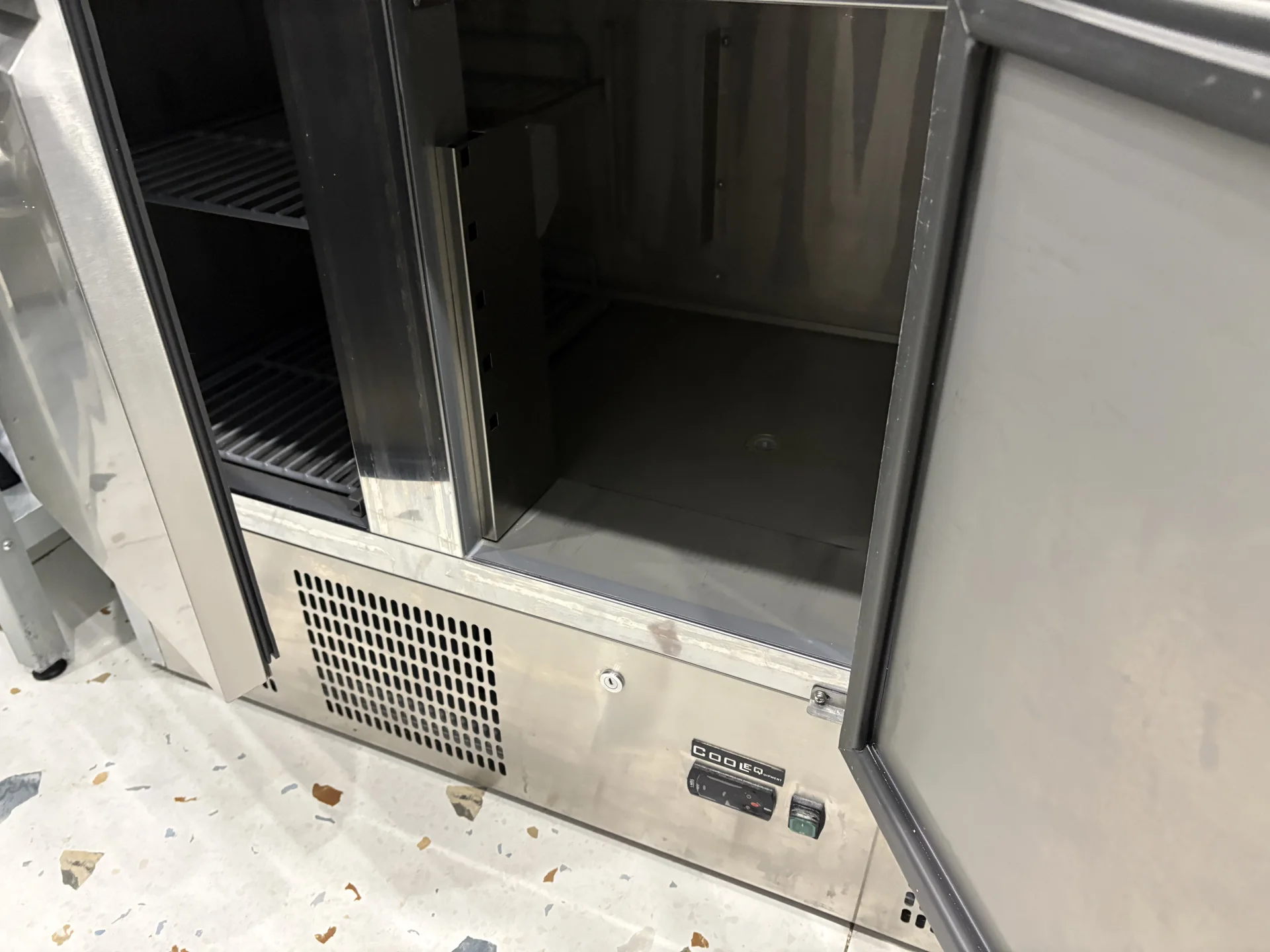 Стол холодильный для пиццы COOLEQ PS903 - миниатюра 4