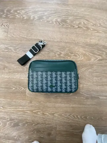 Сумка Lacoste