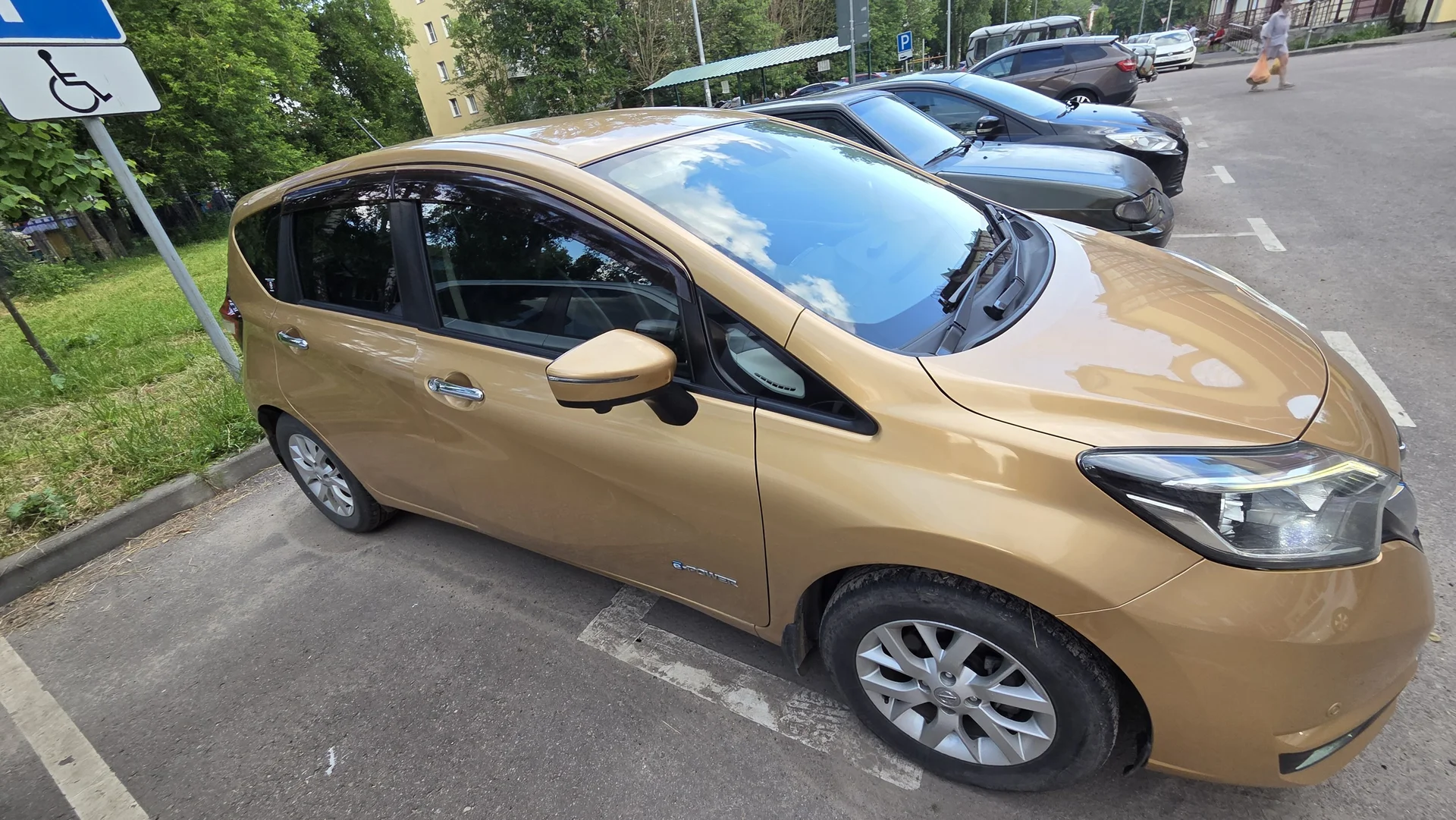 Nissan Note E-power - миниатюра 2