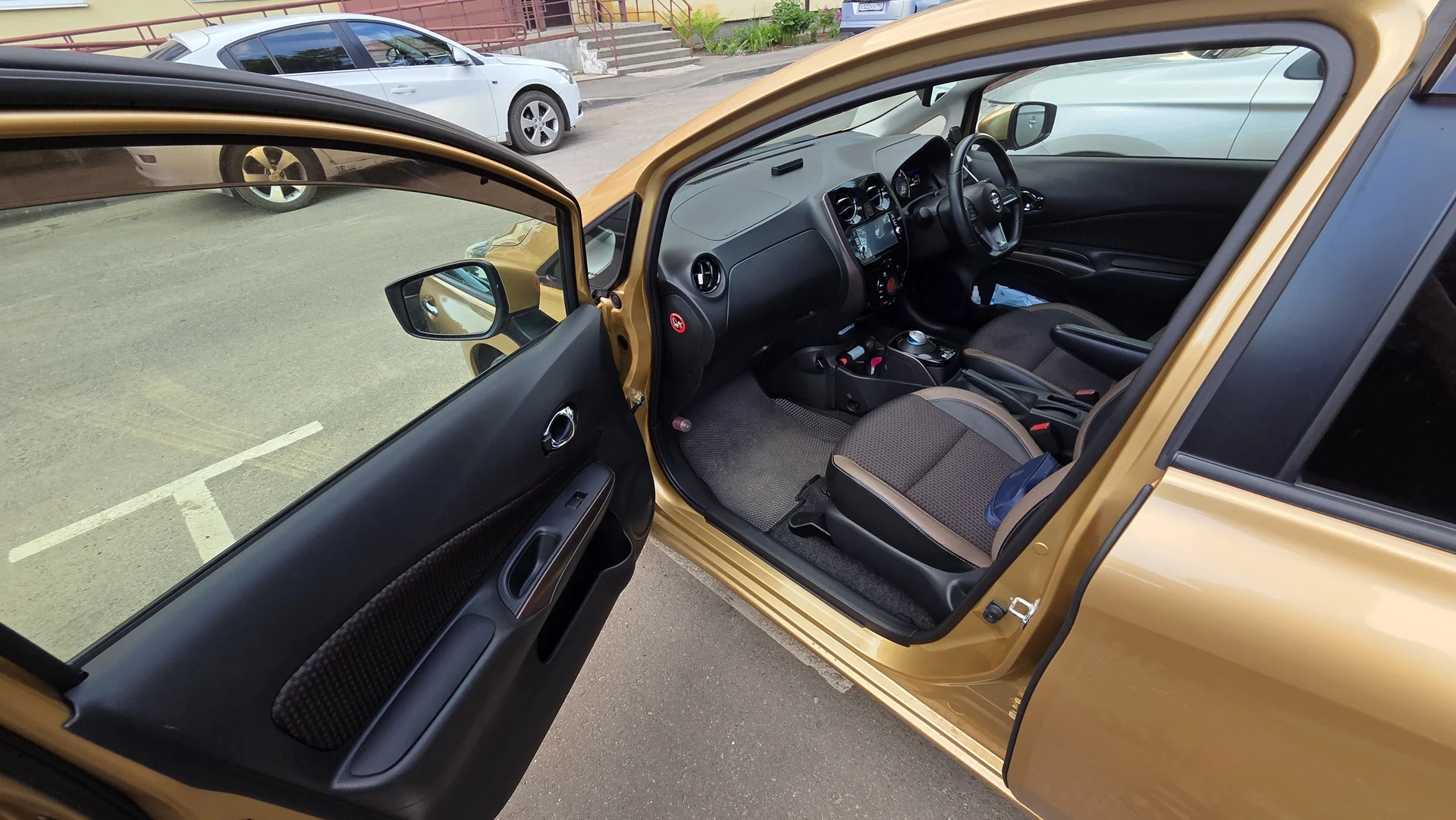 Nissan Note E-power - миниатюра 17