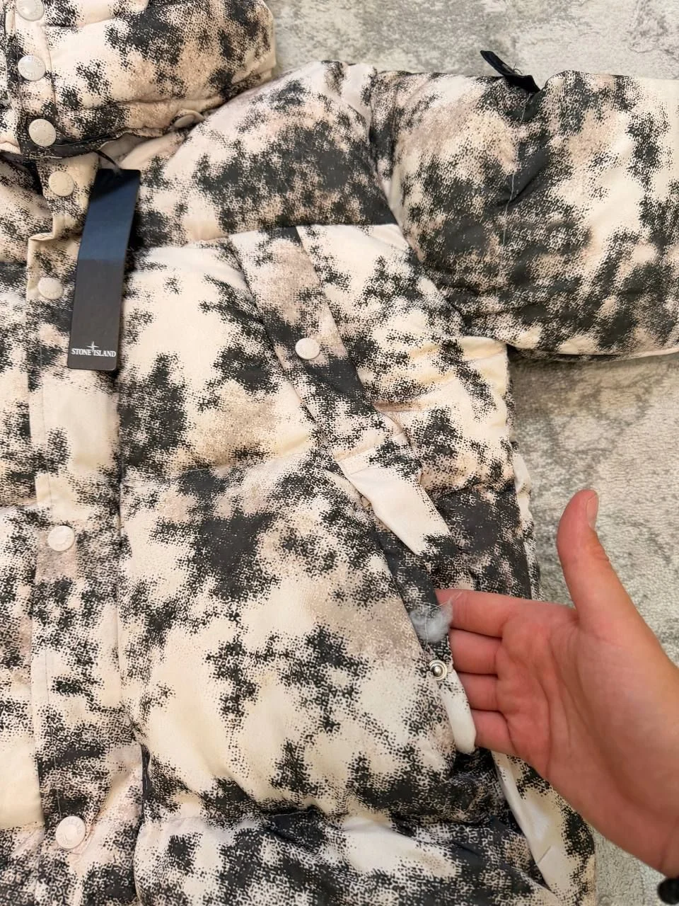 Пуховик Stone Island (камуфляж). Размеры S M L XL. - миниатюра 3