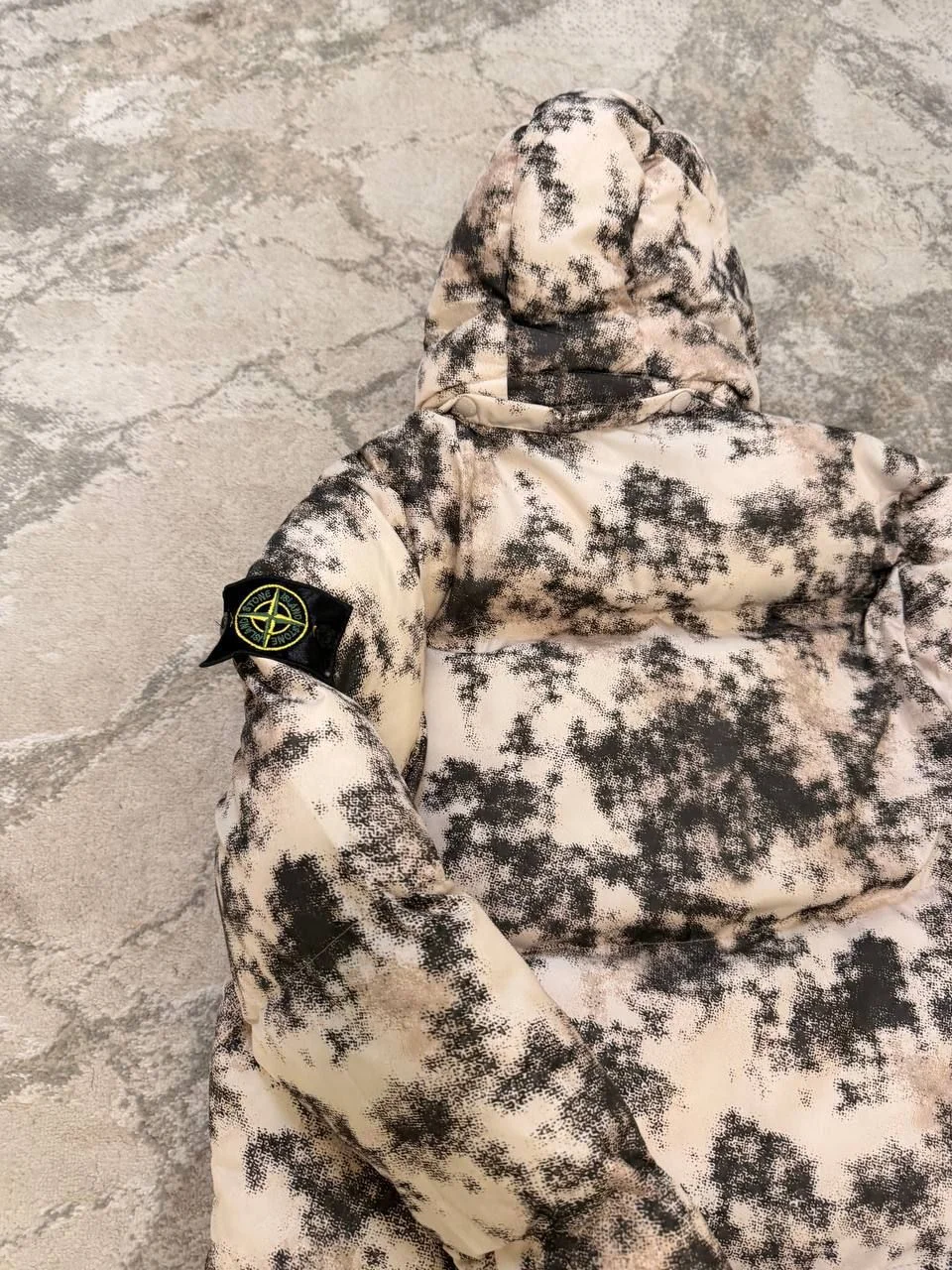 Пуховик Stone Island (камуфляж). Размеры S M L XL. - миниатюра 5