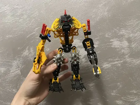 Lego bionicle топ Мари хьюга (8912)