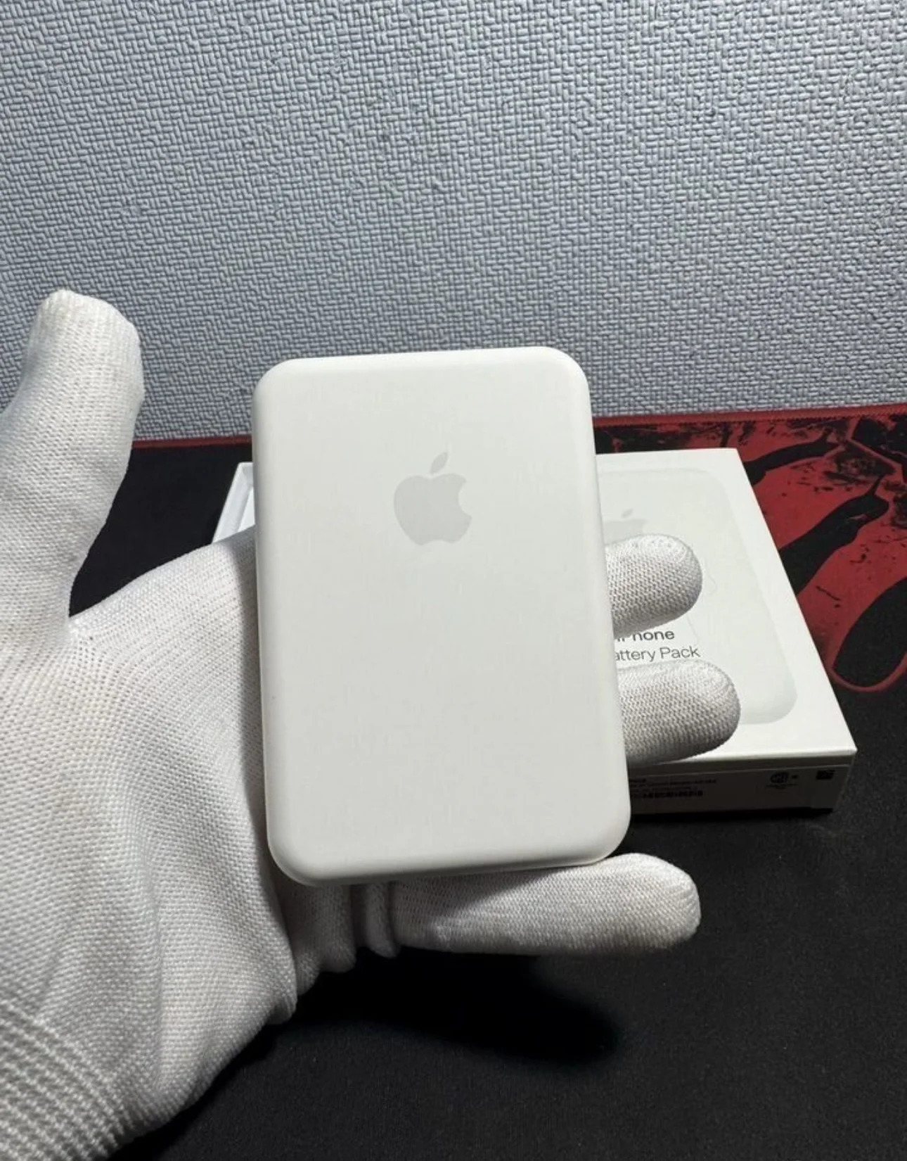 Повербанк Apple MagSafe Battery Pack на 5000 мАч - миниатюра 3