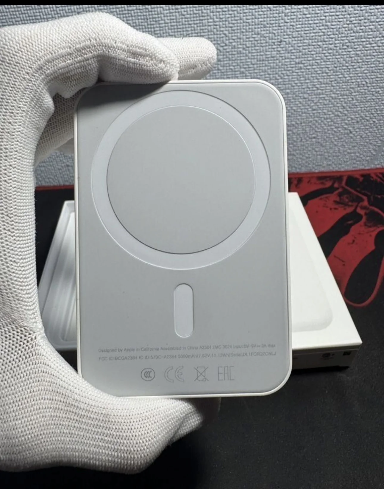 Повербанк Apple MagSafe Battery Pack на 5000 мАч - миниатюра 4