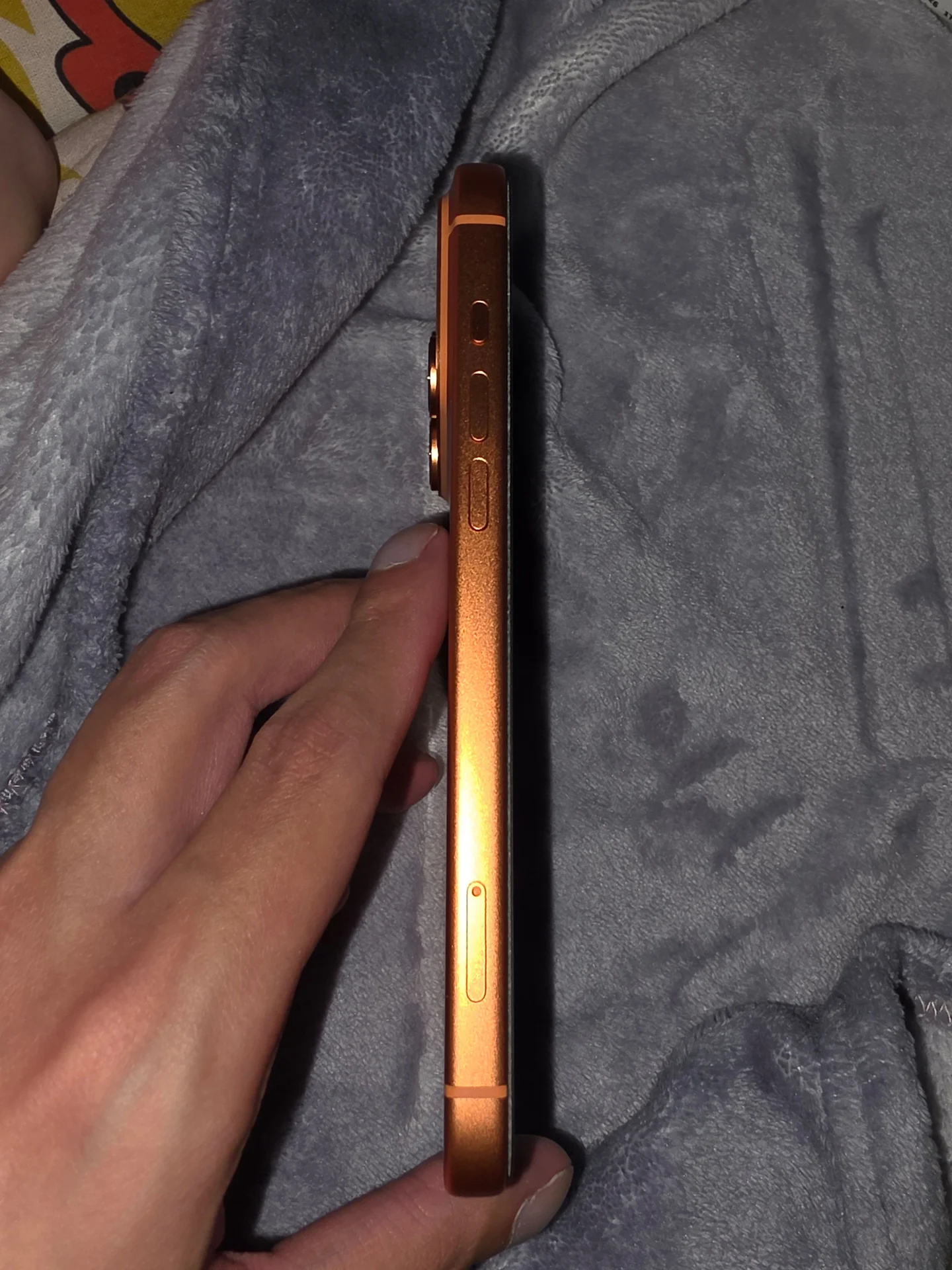 Iphone 17 pro max - миниатюра 4