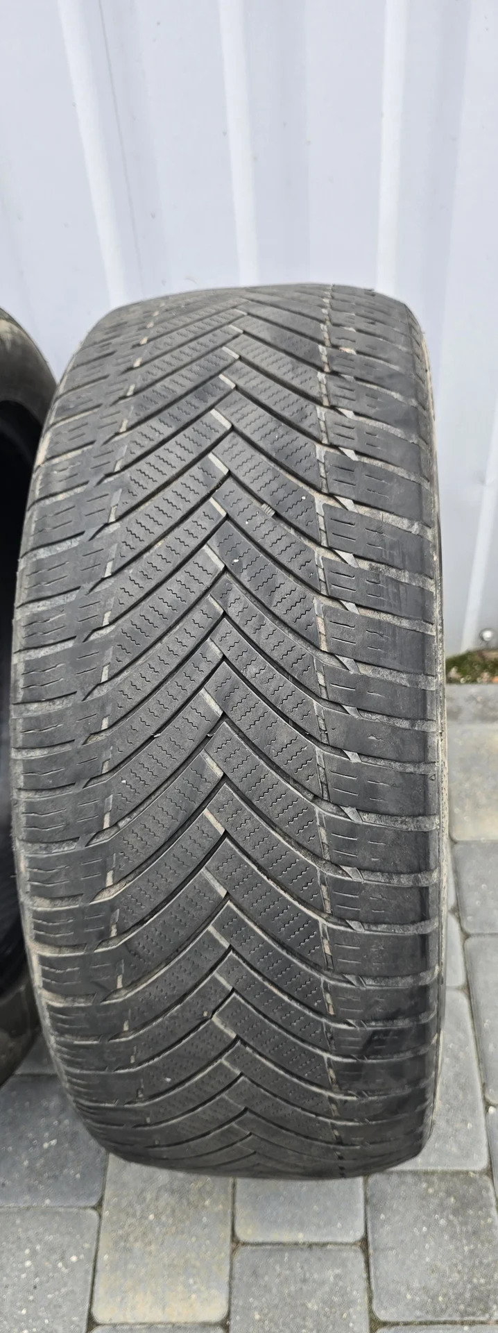 Шины Minerva 235/50 r18 б/у - миниатюра 2