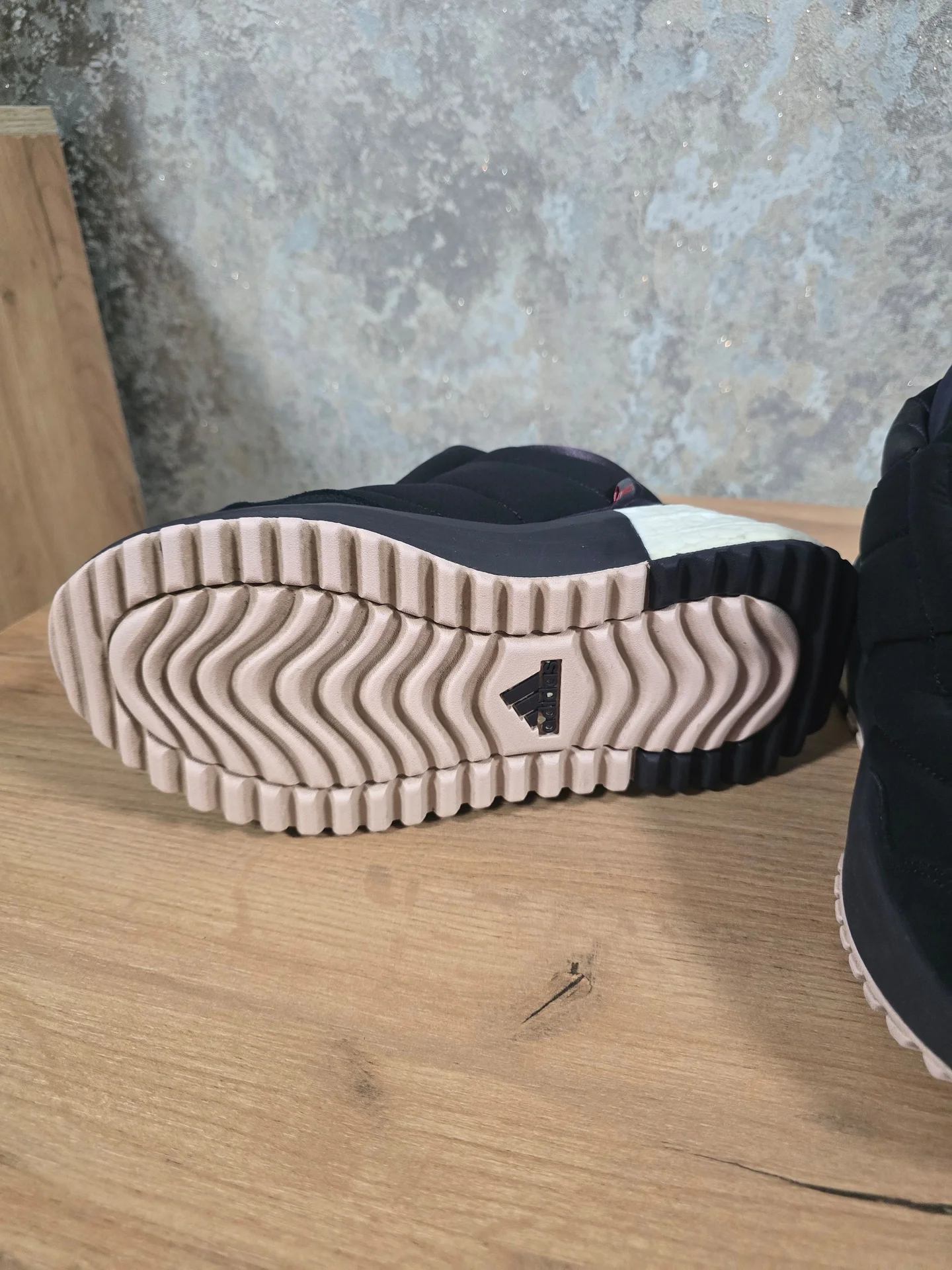 Зимние кроссовки-пуховики adidas X_PLRBOOST Puffer - миниатюра 3