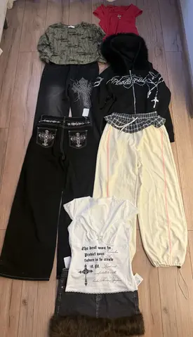 вещи женские винтаж у2k