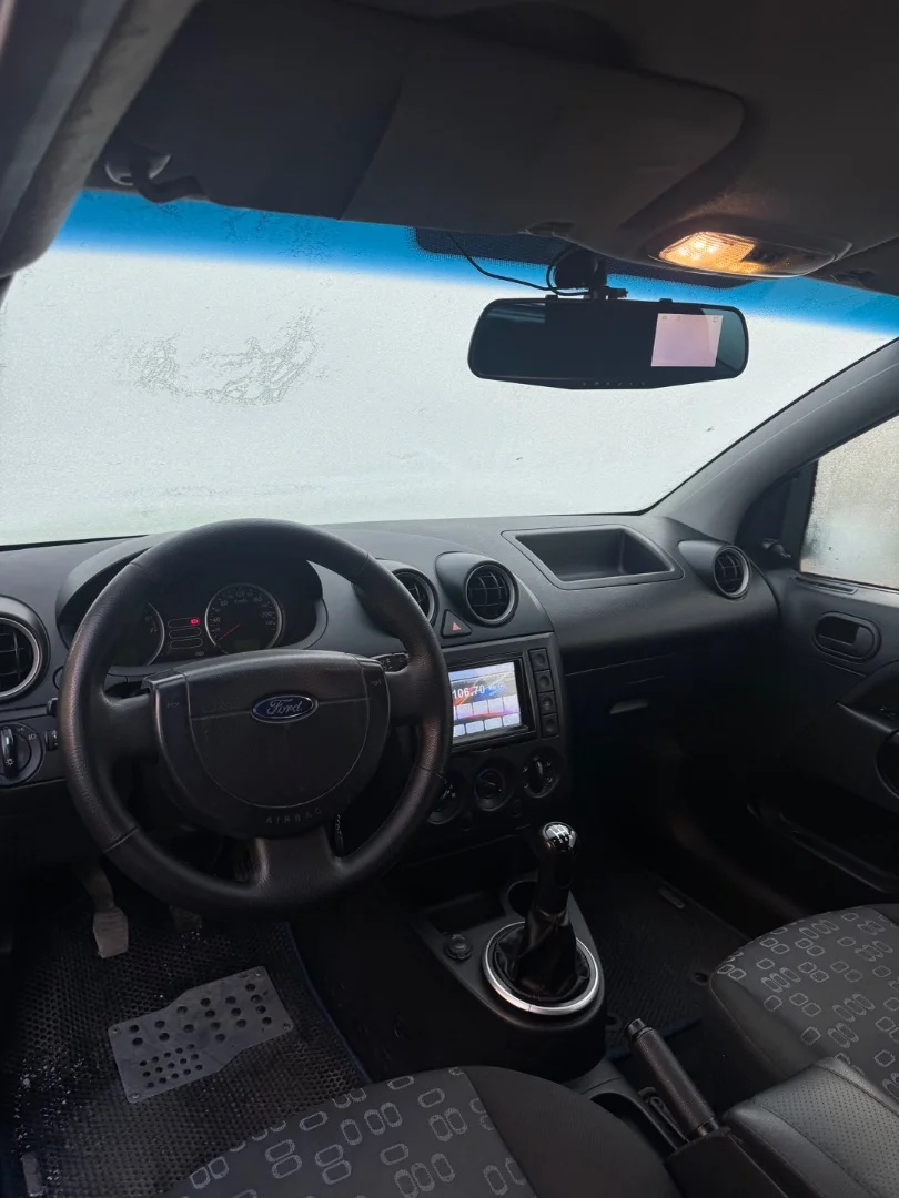 Ford fiesta - миниатюра 2