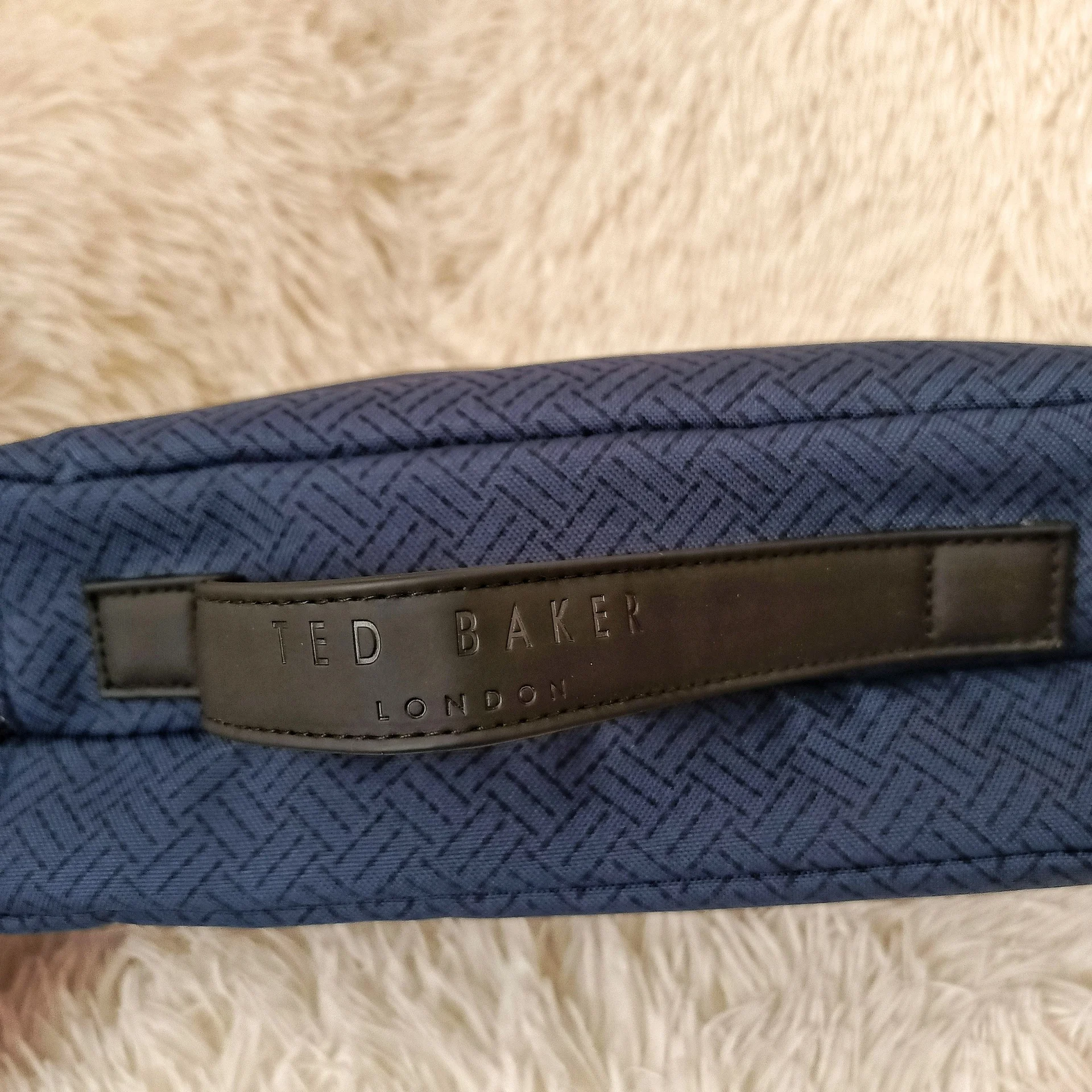 Вместительный органайзер от Ted Baker London - миниатюра 3