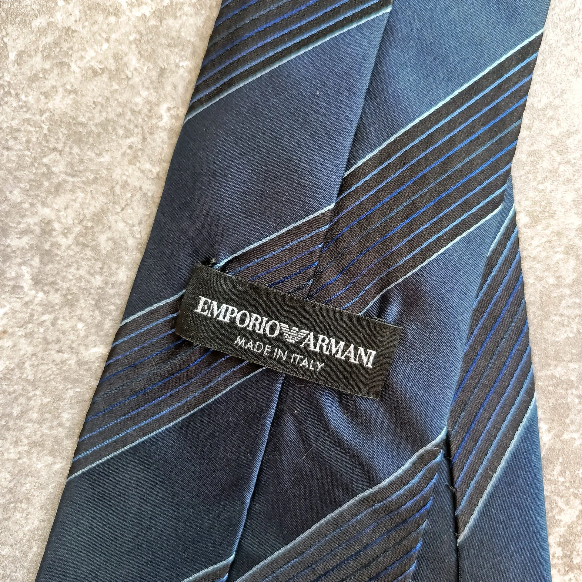 Мужской галстук Emporio Armani Италия - миниатюра 3