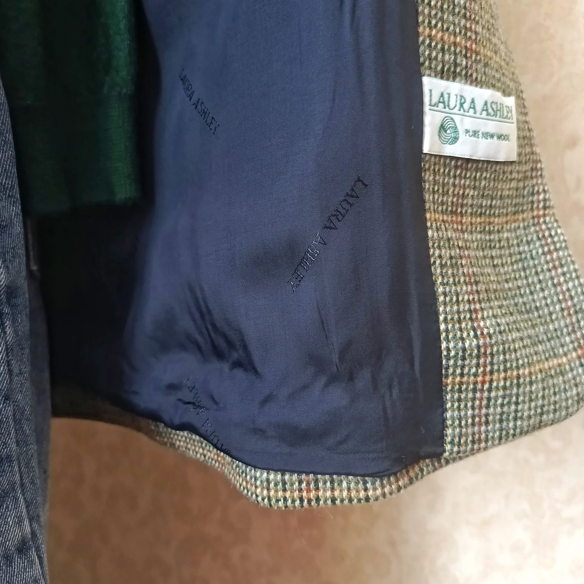 Женский пиджак из шерсти Laura Ashley винтаж - миниатюра 8
