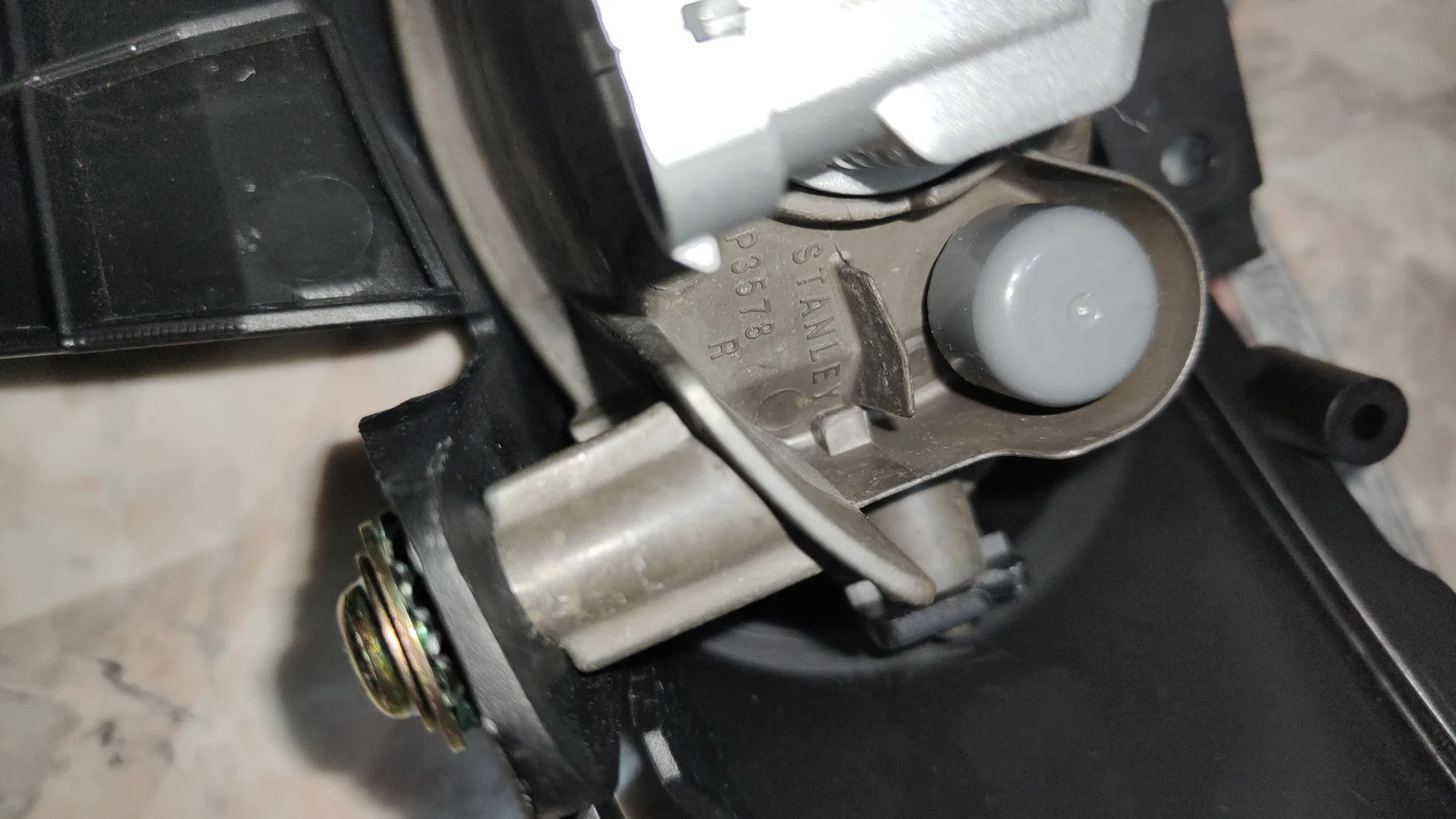 Противотуманные фары Mazda 3 BK (2003-2009) - миниатюра 4