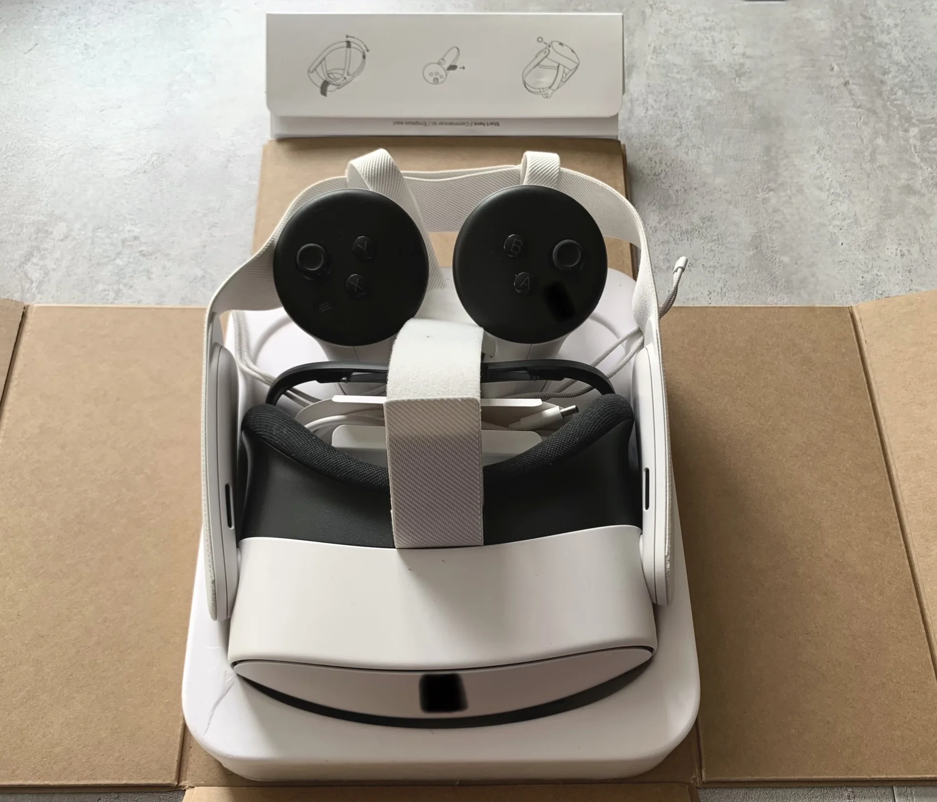 Oculus Quest 3S - миниатюра 2