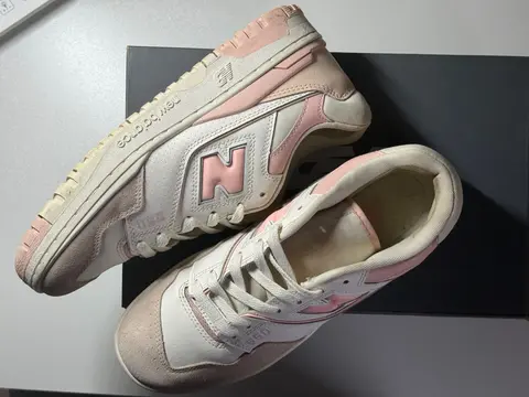 Кроссовки New Balance 550 розовые
