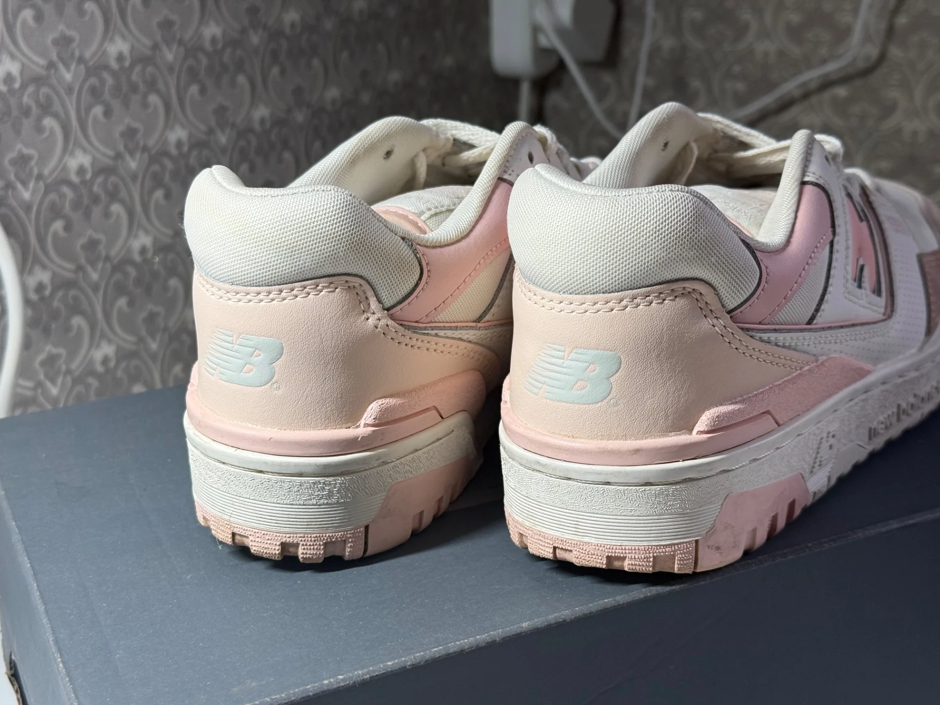 Кроссовки New Balance 550 розовые - миниатюра 6