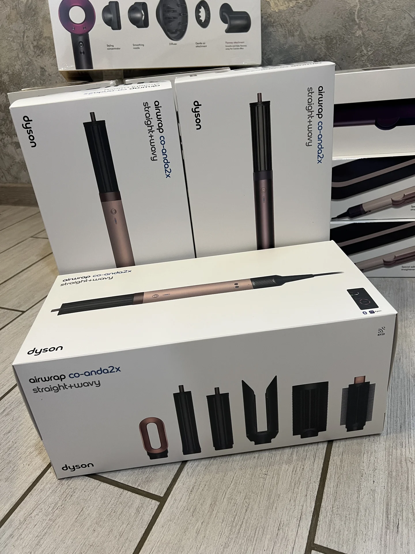 Стайлер фен выпрямитель Dyson - миниатюра 2